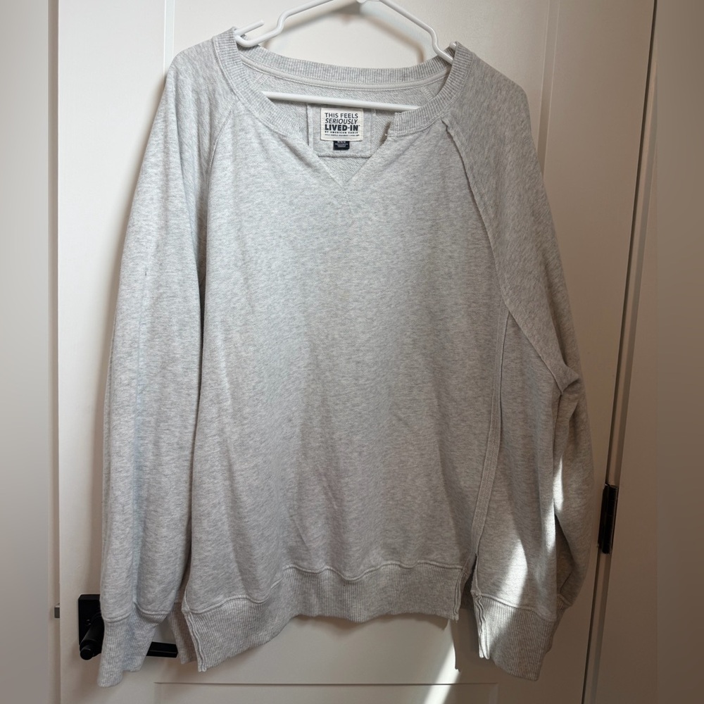 American Eagle - Big Hug Gray Sweater
